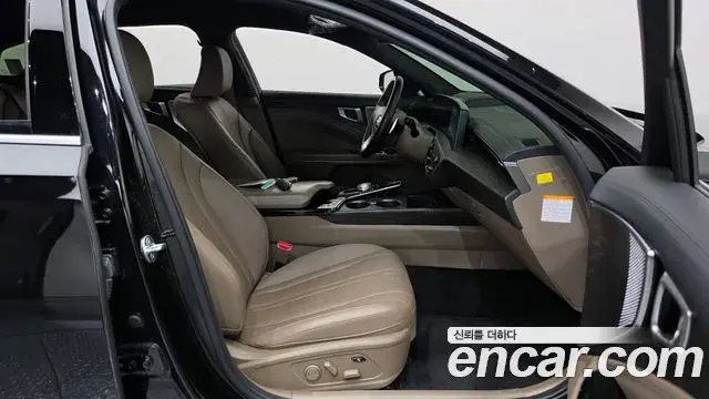 Kia K8 2024 — Photo 10/46