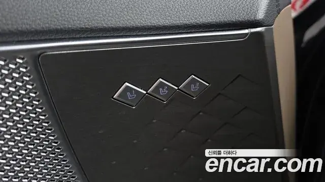 Kia K8 2024 — Photo 42/46