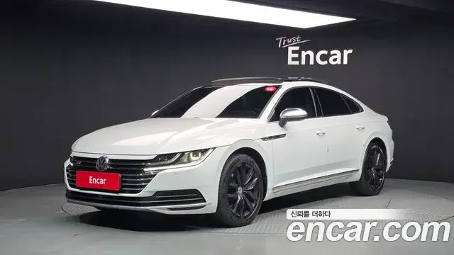 Volkswagen Arteon 2019 — Şəkil 12/20