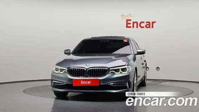BMW 5 Series 2018 — Фото 3/20