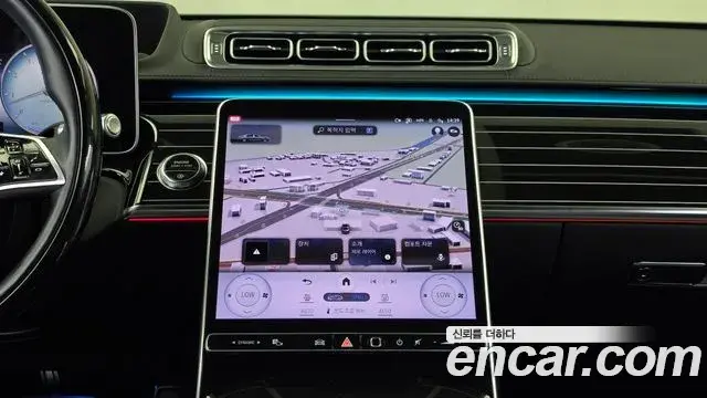 Mercedes-Benz S-Class 2023 — Фото 14/20