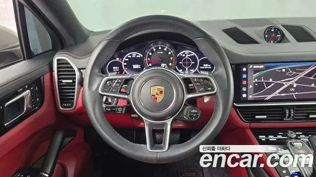 Porsche Cayenne 2023 — Фото 12/20