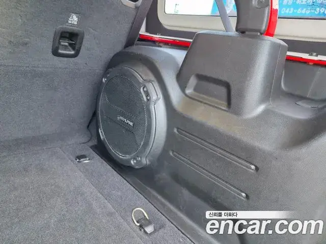 Jeep Wrangler 2021 — Фото 18/20