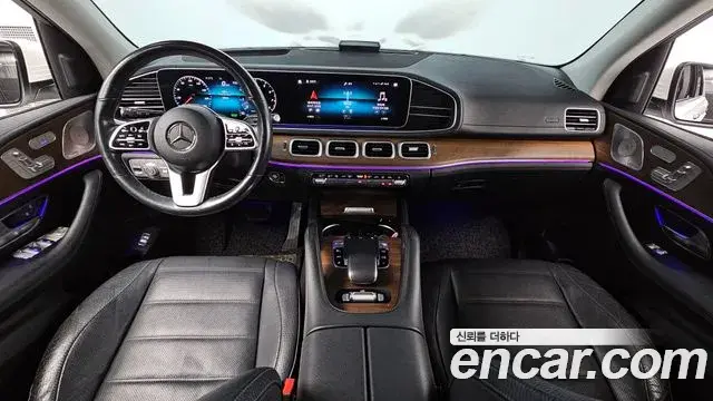 Mercedes-Benz GLE-Class 2019 — Photo 27/37
