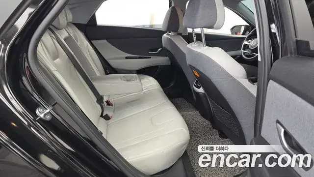 Hyundai Avante 2020 — Фото 12/20