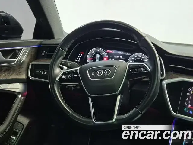 Audi A7 2021 — Фото 7/19