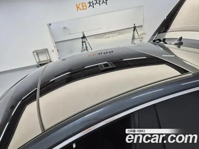 Audi A7 2021 — Фото 13/19