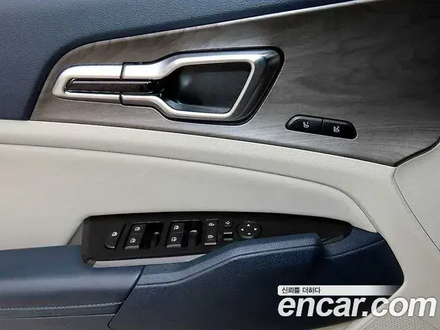Kia Sportage 2022 — Фото 11/20