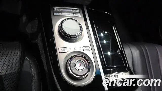 Genesis Electrified G80 2023 — Şəkil 9/20