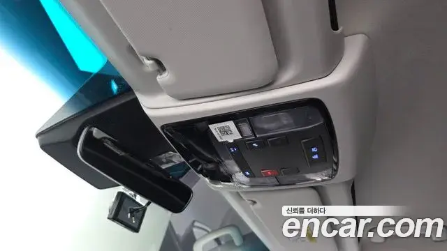 Hyundai Staria 2025 — Фото 18/20
