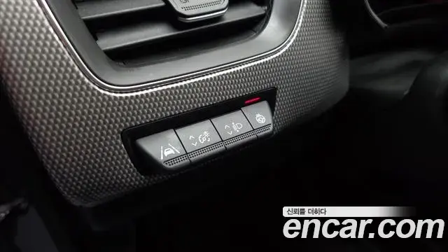 Renault Samsung Arkana 2024 — Şəkil 21/34
