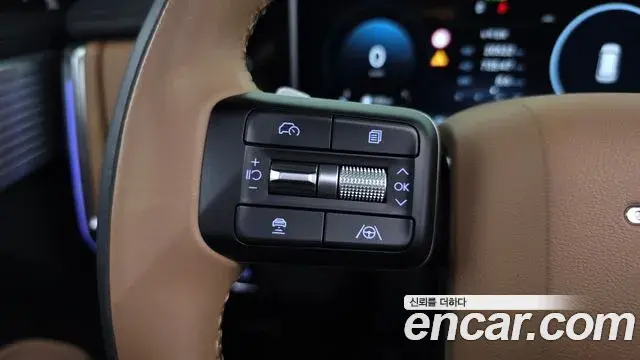 Hyundai Santa Fe 2024 — Фото 17/20