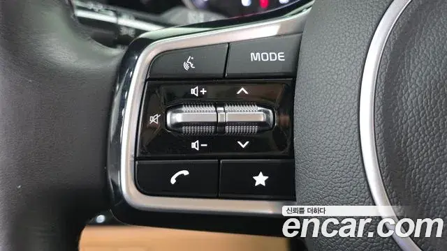 Kia Carnival 2022 — Фото 14/20