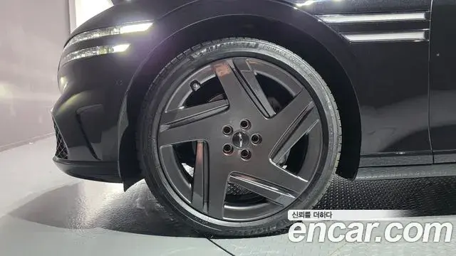 Genesis G90 2022 — Фото 5/20