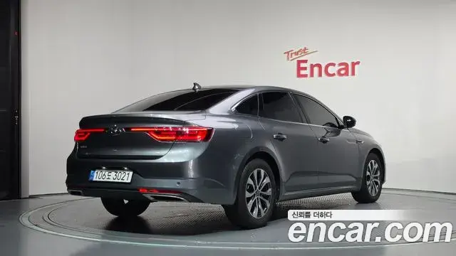 Renault Samsung SM6 2022 — ფოტო 1/20