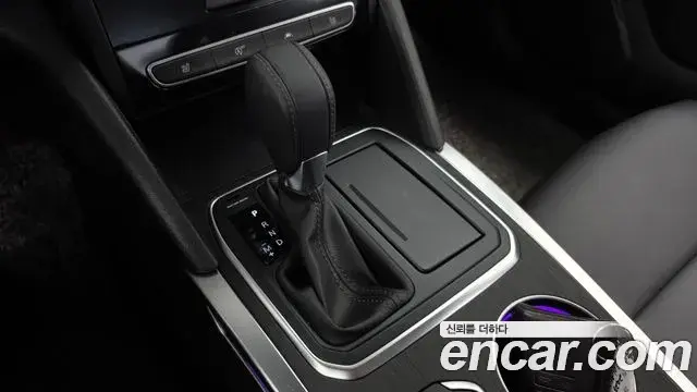 Renault Samsung SM6 2022 — ფოტო 17/20