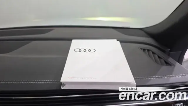 Audi Q7 2020 — Фото 19/20