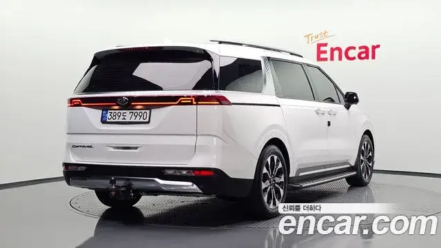 Kia Carnival 2020 — Фото 2/20