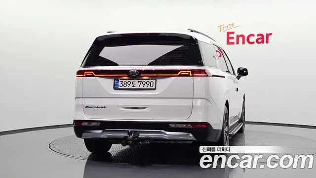 Kia Carnival 2020 — Фото 4/20