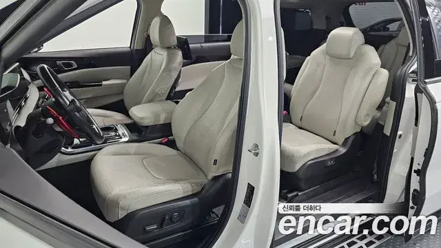 Kia Carnival 2020 — Фото 10/20