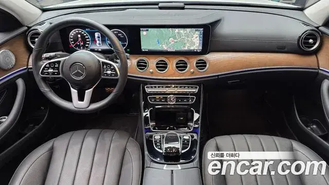 Mercedes-Benz E-Class 2020 — Фото 7/20