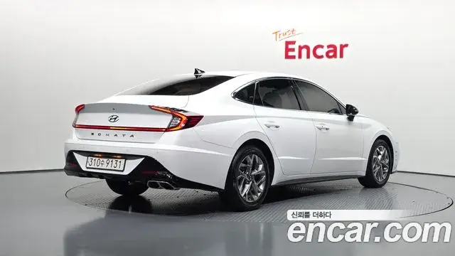 Hyundai Sonata 2021 — Фото 2/20