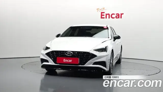 Hyundai Sonata 2021 — Фото 3/20