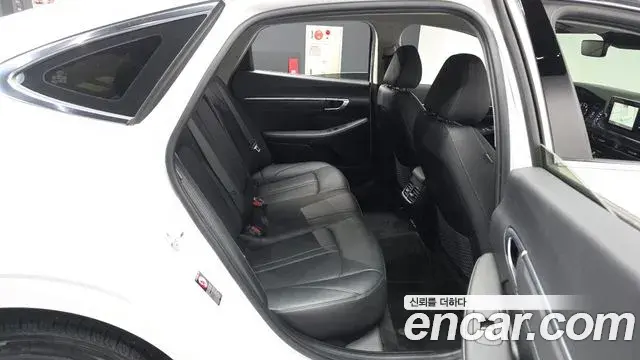 Hyundai Sonata 2021 — Фото 12/20