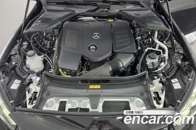 Mercedes-Benz E-Class 2025 — Фото 5/18