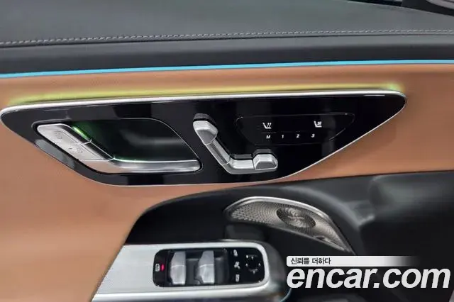 Mercedes-Benz E-Class 2025 — Фото 15/18