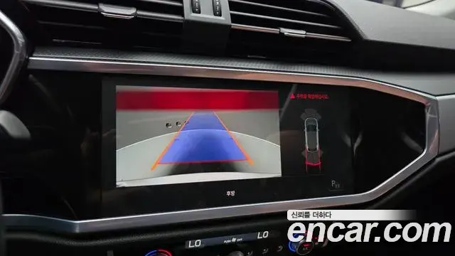 Audi Q3 2022 — Фото 15/20