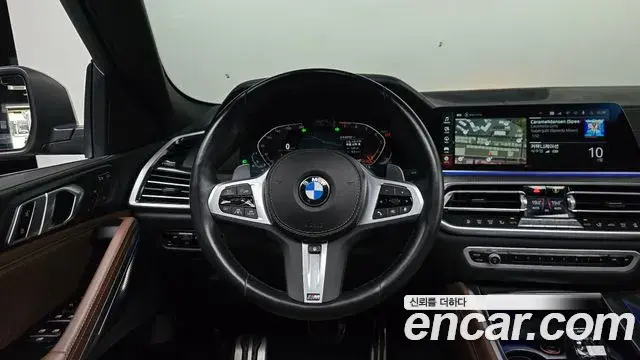 BMW X6 2022 — Фото 12/20
