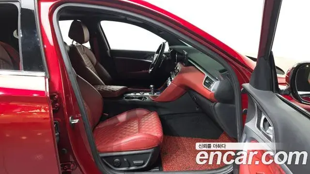 Genesis G70 2022 — Photo 13/36