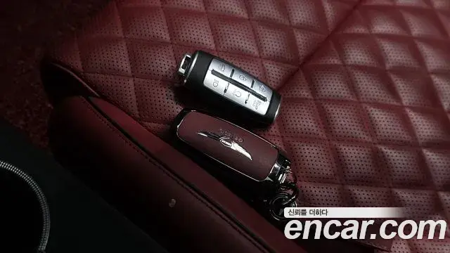 Genesis G70 2022 — Photo 18/36