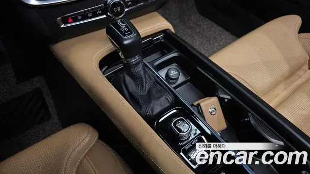 Volvo S90 2019 — Photo 12/20