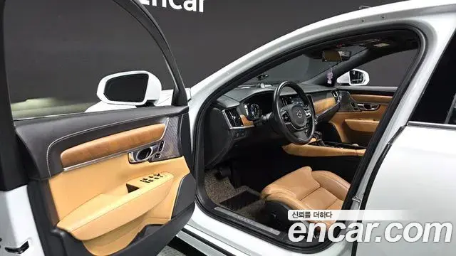 Volvo S90 2019 — Photo 3/20