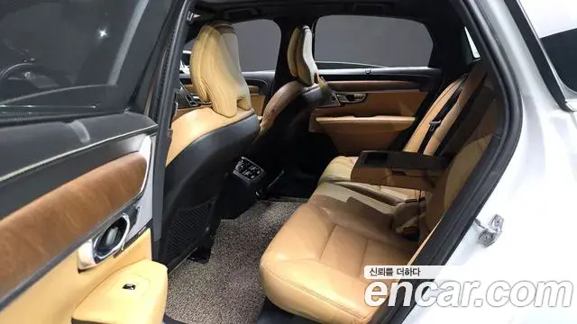 Volvo S90 2019 — Photo 11/20