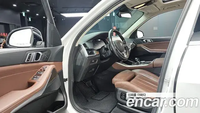 BMW X5 2020 — Фото 10/20