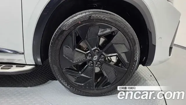 Renault Samsung Grand Koleos 2024 — ფოტო 20/35