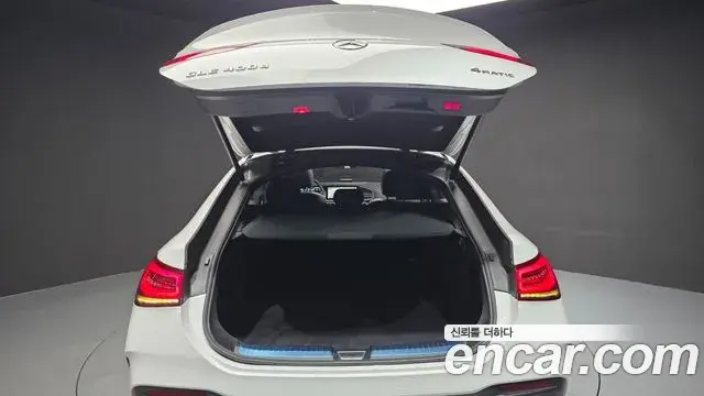 Mercedes-Benz GLE-Class 2023 — Фото 18/20