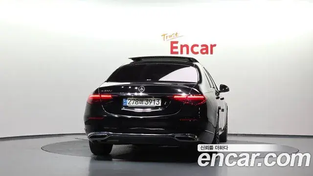 Mercedes-Benz S-Class 2022 — Фото 4/20
