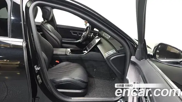 Mercedes-Benz S-Class 2022 — Фото 11/20