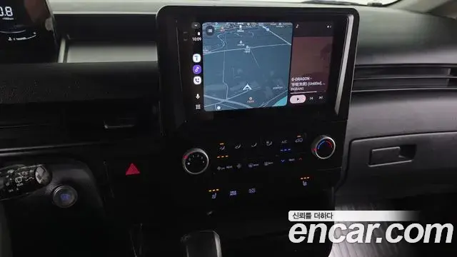 Hyundai Staria 2023 — Фото 14/20
