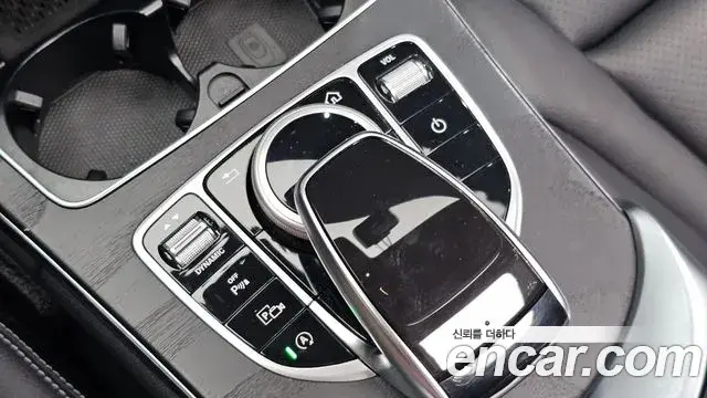 Mercedes-Benz C-Class 2019 — Фото 18/20