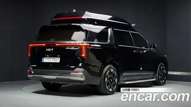 Kia Carnival 2025 — Şəkil 16/34