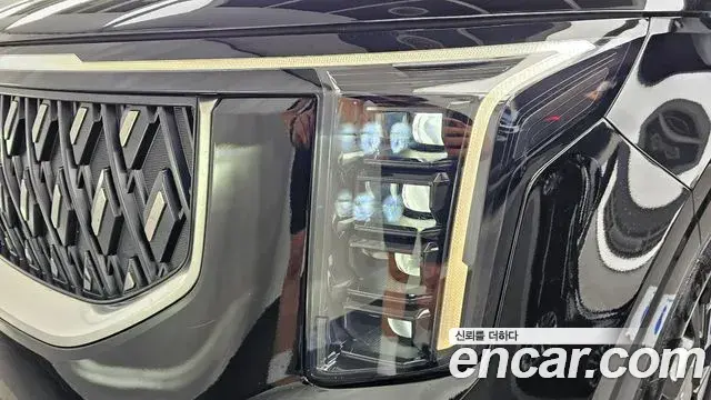 Kia Carnival 2025 — Şəkil 17/34