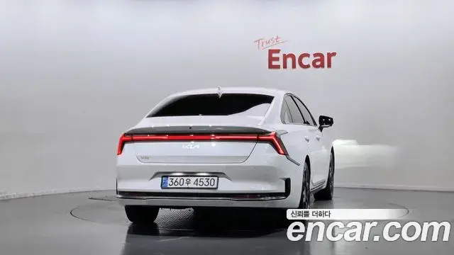 Kia K8 2024 — Photo 9/30