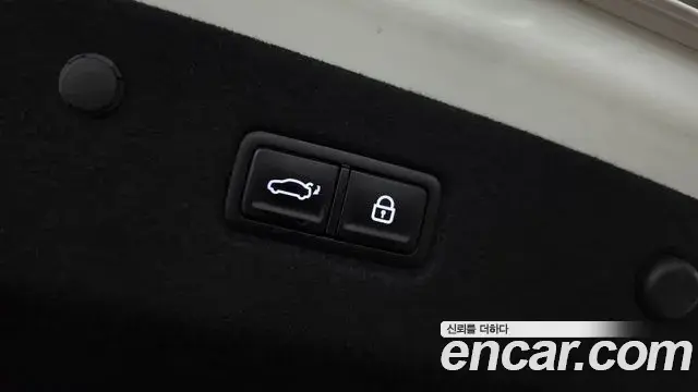 Kia K8 2024 — Photo 8/30