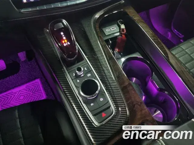 Cadillac Escalade 2021 — Şəkil 18/20