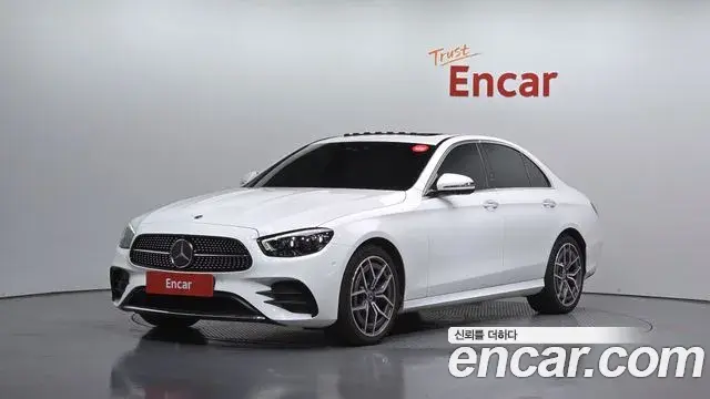 Mercedes-Benz E-Class 2022 — Фото 1/20